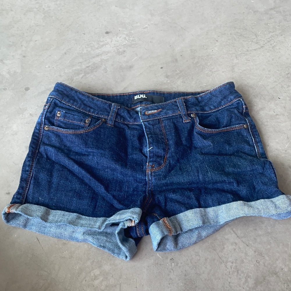 BDG / Urban outfitters denim rolled shorts sz 10